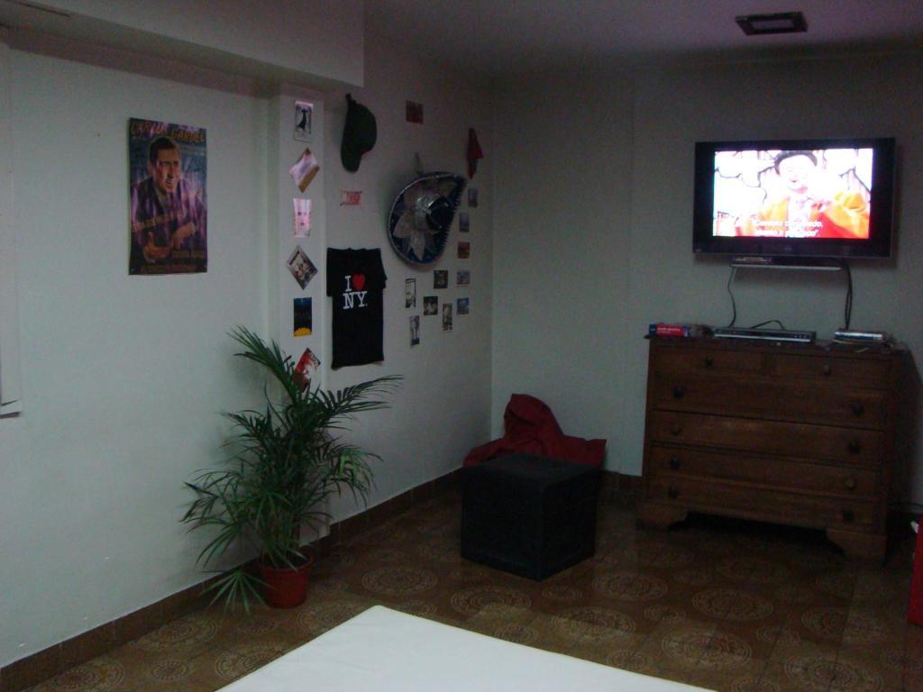 Petit Recoleta Hostel Buenos Aires Exterior foto