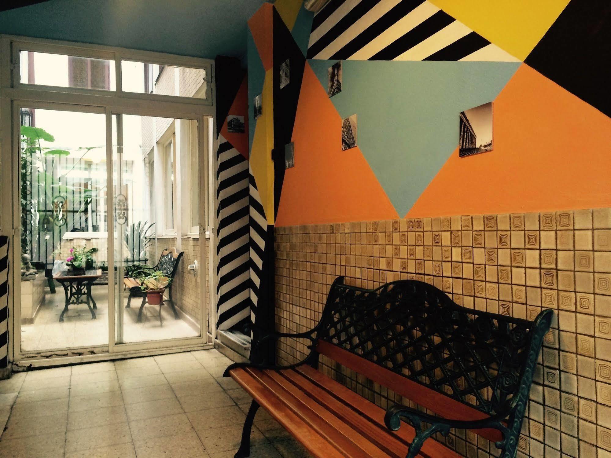 Petit Recoleta Hostel Buenos Aires Exterior foto