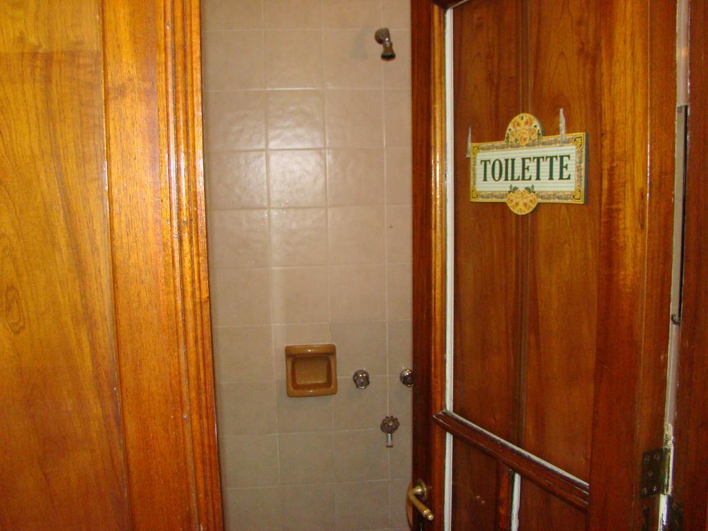Petit Recoleta Hostel Buenos Aires Cameră foto