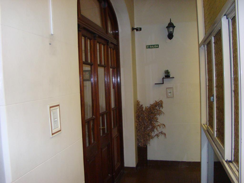 Petit Recoleta Hostel Buenos Aires Exterior foto